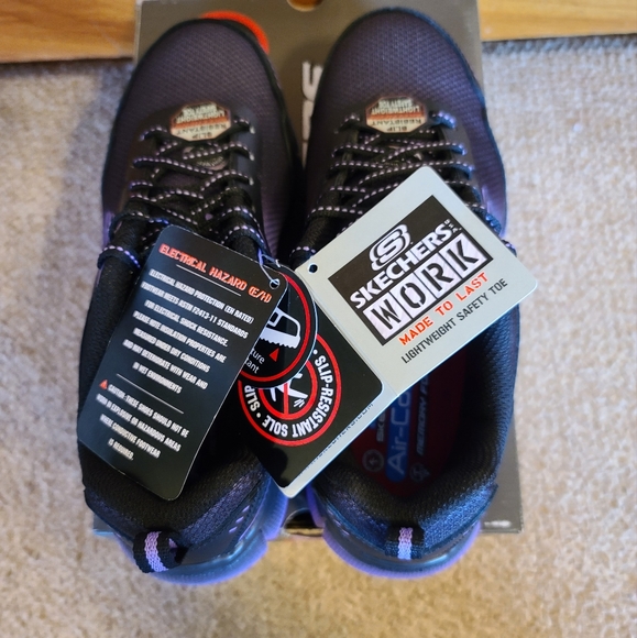 Skechers Women's Size 8.5 Arterios Alloy Toe Purple And Black Work Shoes - Picture 3 of 8